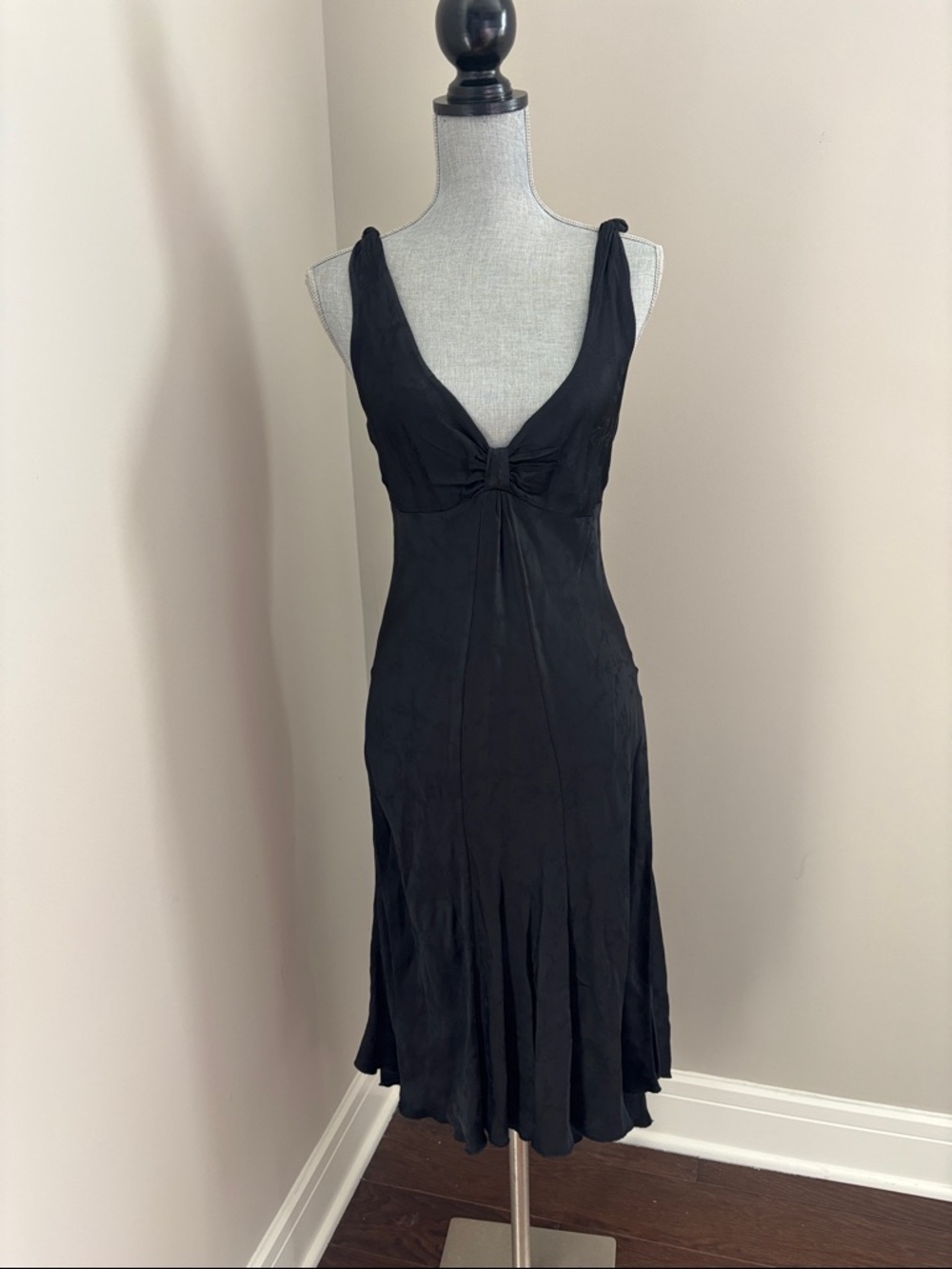 Twin-set Classic Black Satin  V-Neck Sleeveless Slip Dress size small